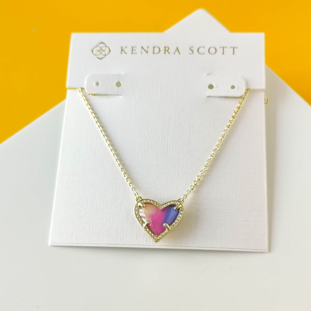 Ari Heart Gold Watercolor Necklace by Kendra Scott